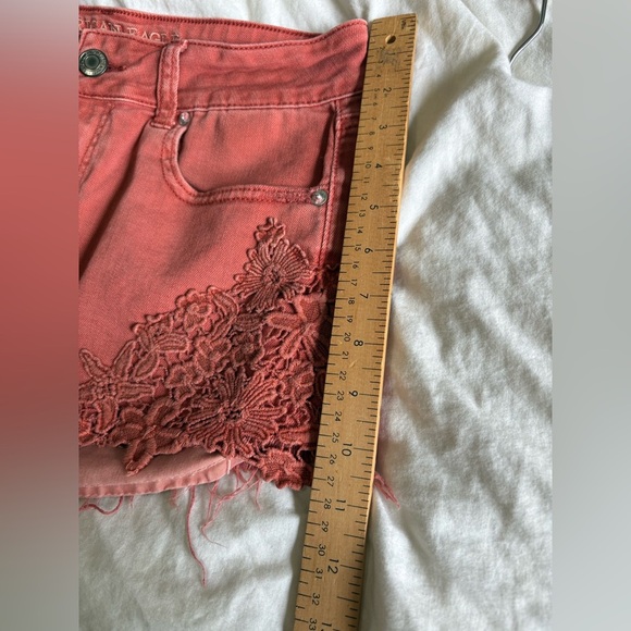 American Eagle stretch high rise festival shorts lace embroidered size 10 - Picture 7 of 9